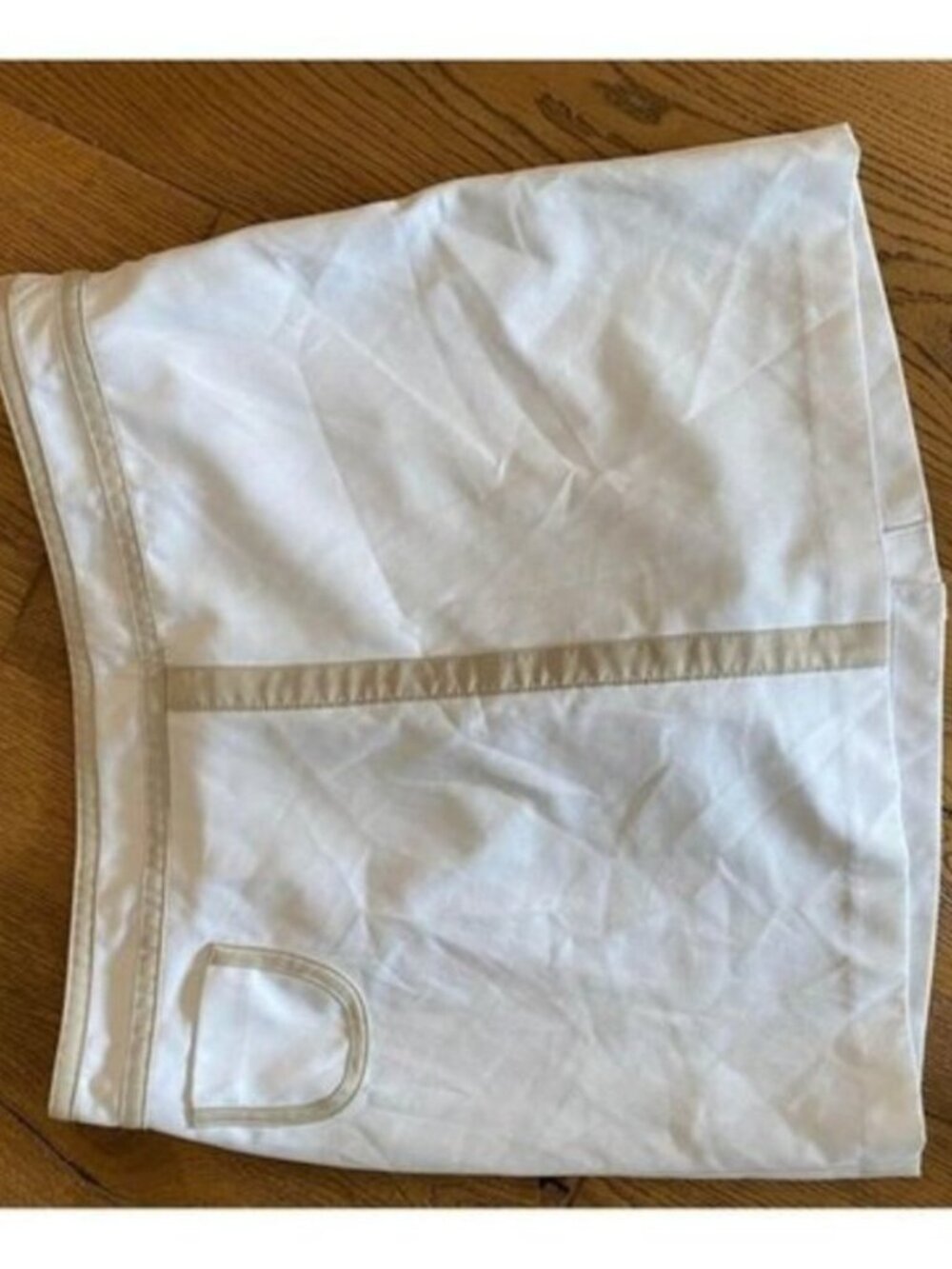 Women’s size 8 skirt‎ with shorts - Picture 2 of 2